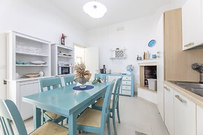 Villa Eriberto - Pool 3 Bedrooms 8 Sleeps