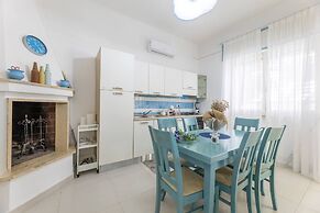 Villa Eriberto - Pool 3 Bedrooms 8 Sleeps