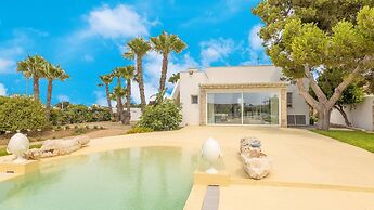 Villa Eriberto - Pool 3 Bedrooms 8 Sleeps