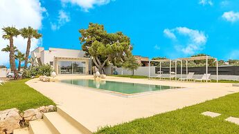 Villa Eriberto - Pool 3 Bedrooms 8 Sleeps