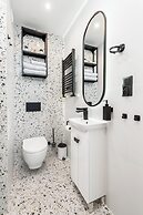 Diamond - by Kairos Apartments