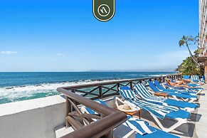 Amazing Condos with Ocean View