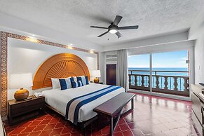 Amazing Condos with Ocean View