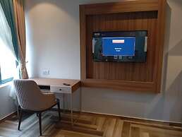 Limeridge Signature Hotel