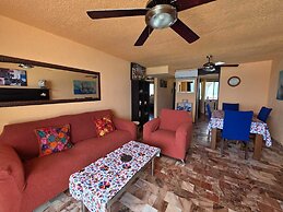 Ocean view condo with balcony hotel zone