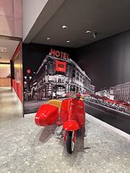 Radisson RED Ibirapuera