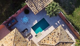 Bz36 600m Rua das Pedras Casa c piscina