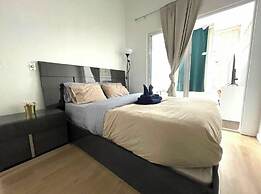 Enercare - Lakeshore Retreat