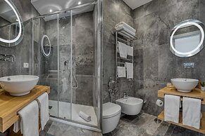 Gallery Suite