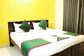 Hotel Crystal Suites