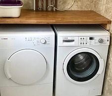 The Woodfarm Lodge - 3 Bedroom House With Parking