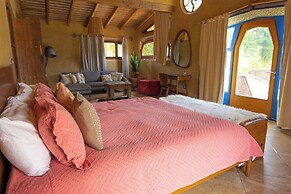 EL EQUIMITE HOTEL BOUTIQUE