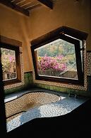 EL EQUIMITE HOTEL BOUTIQUE