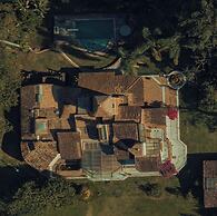 EL EQUIMITE HOTEL BOUTIQUE