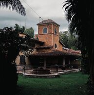 EL EQUIMITE HOTEL BOUTIQUE