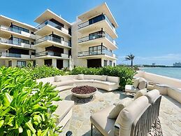 Aldea Ananta Apartments