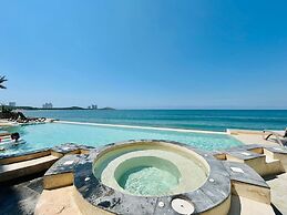 Aldea Ananta Apartments