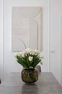 Gorgeous 2BR Condos Steps from Old Town