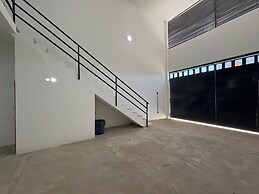 Periférico Bodega con Departamento B