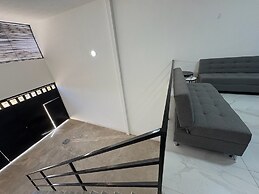 Periférico Bodega con Departamento C