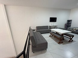 Periférico Bodega con Departamento C