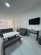 Periférico Bodega con Departamento C