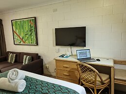 Mission Beach Lodge