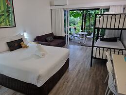 Mission Beach Lodge