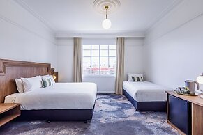 The Lakes Hotel, Rosebery