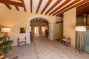Country House in Buger With Pool & Near Beach