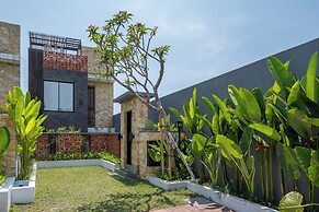 Private Villa Ayra 8F 10min MelastiBeach