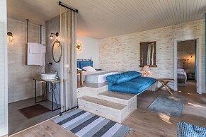 St. Anastasia Hotel