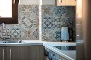 Fortezza Sea Breeze Anne-2BR with view