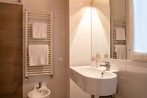 Viale Lecco 105 by Wonderful Italy