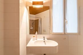 Viale Lecco 105 by Wonderful Italy