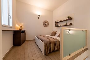 Viale Lecco 105 by Wonderful Italy