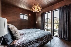 Idre Sky Mountain Lodge- Ski in Ski out