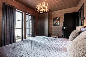 Idre Sky Mountain Lodge- Ski in Ski out