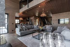 Idre Sky Mountain Lodge- Ski in Ski out