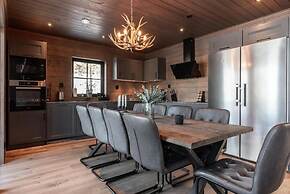 Idre Sky Mountain Lodge- Ski in Ski out