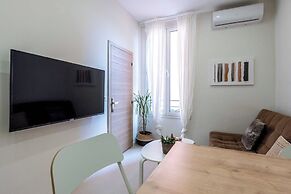 Modern Apartment -1bdr/4p - 300m From the Beach