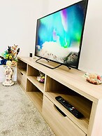 Stylish 3 BDR House With Free Parking Near Hulme