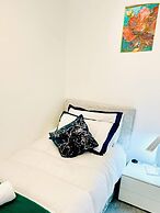 Stylish 3 BDR House With Free Parking Near Hulme