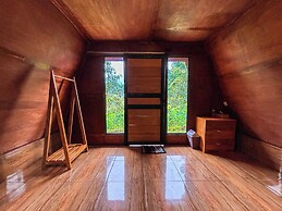 Sanda Eco Cabins by AGATA
