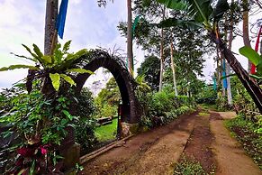 Sanda Eco Cabins by AGATA