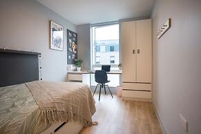 Student Only The West Wing