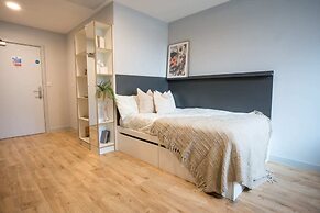 Student Only The West Wing