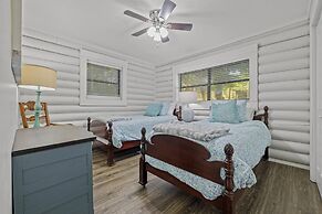 Farm Experience in a Beautiful Log Cabin