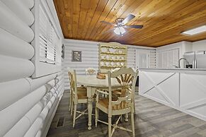 Farm Experience in a Beautiful Log Cabin