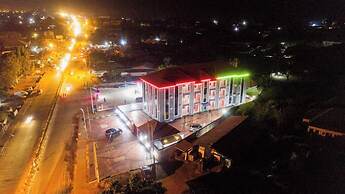 Daystar Luxury Apartment